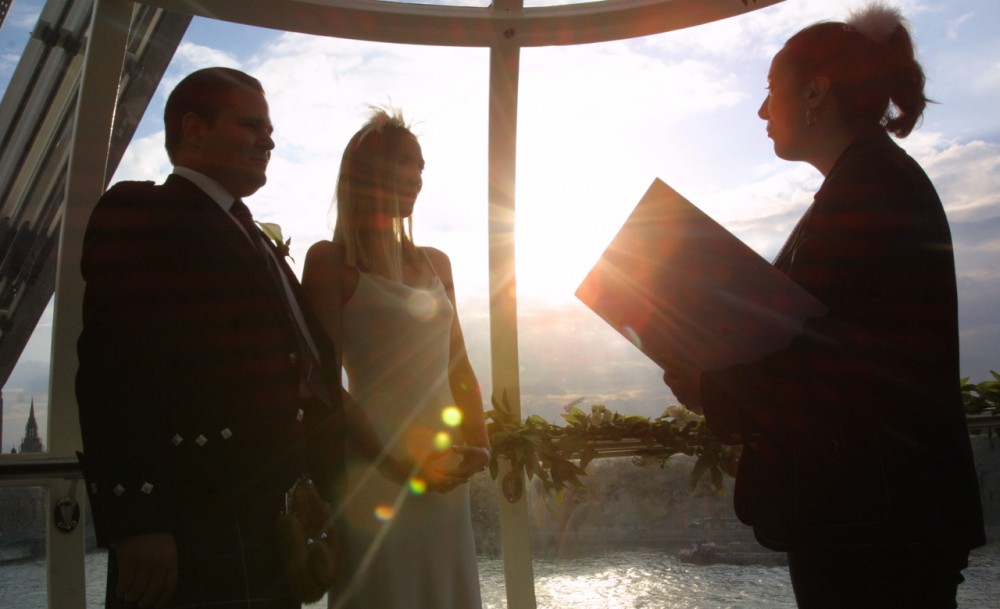 Weddings by Tracy Howl